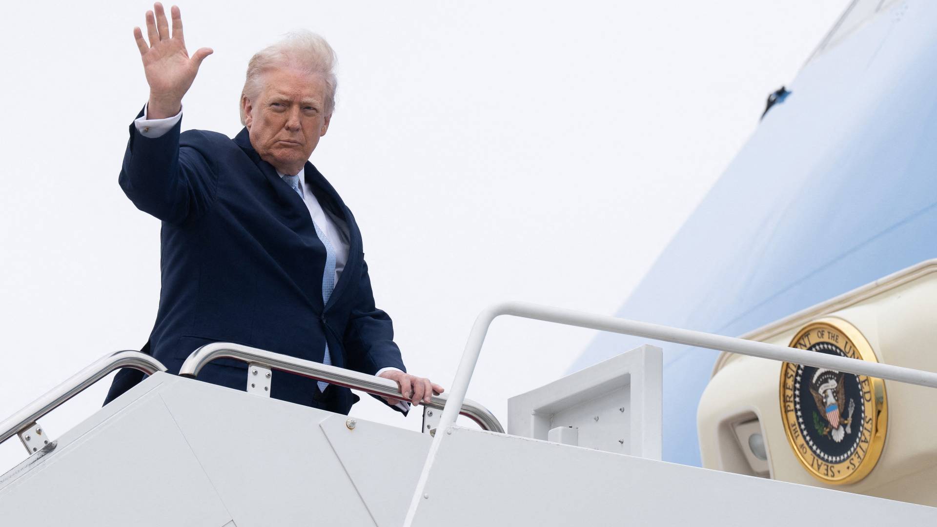 Image 1 from gallery