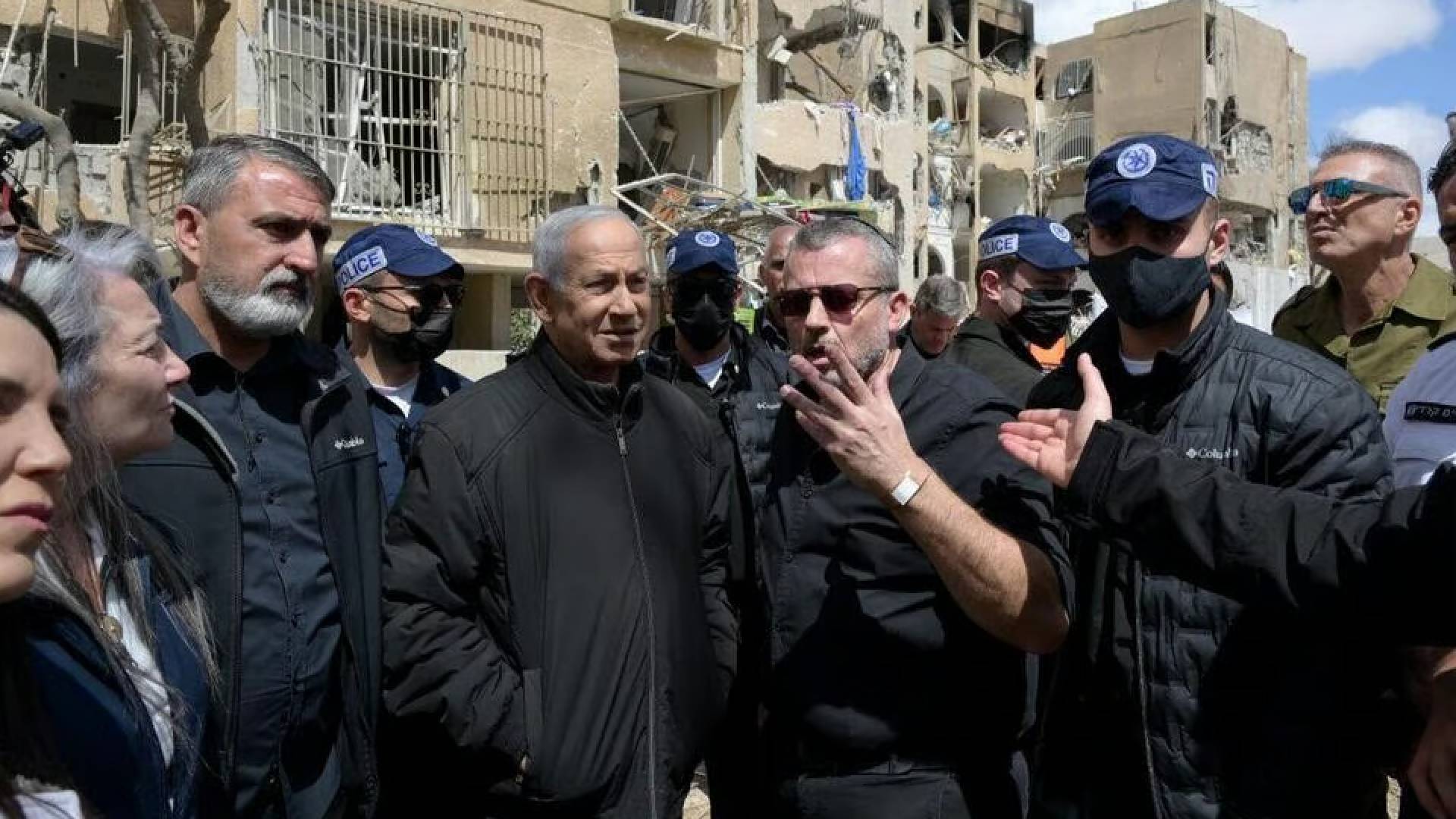 Image 1 from gallery