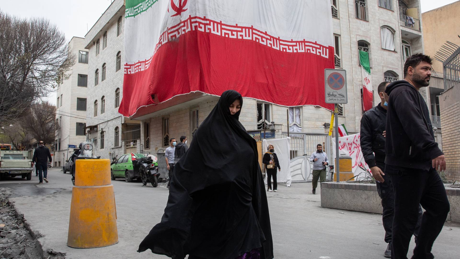 Image 1 from gallery