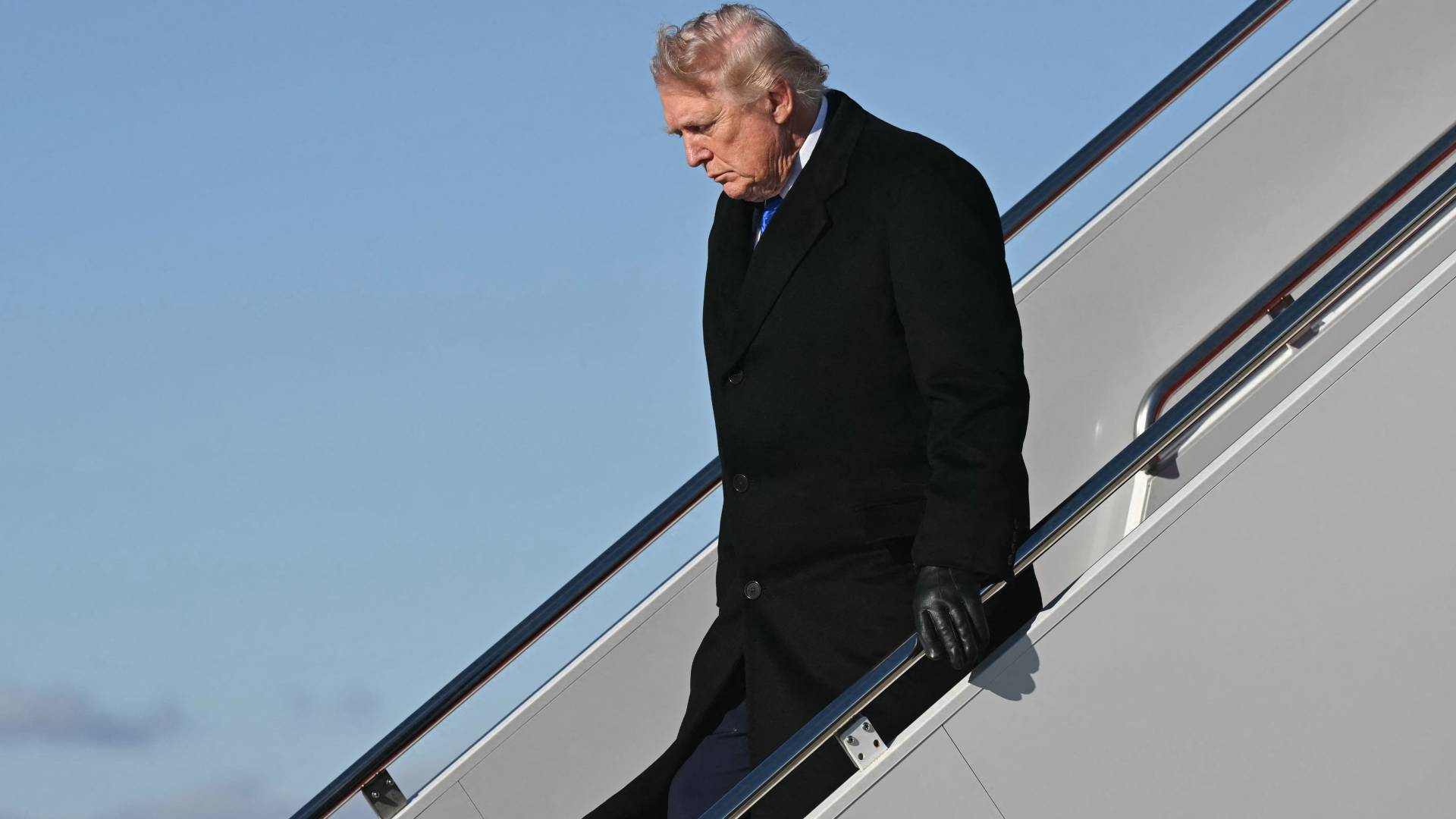 Image 1 from gallery