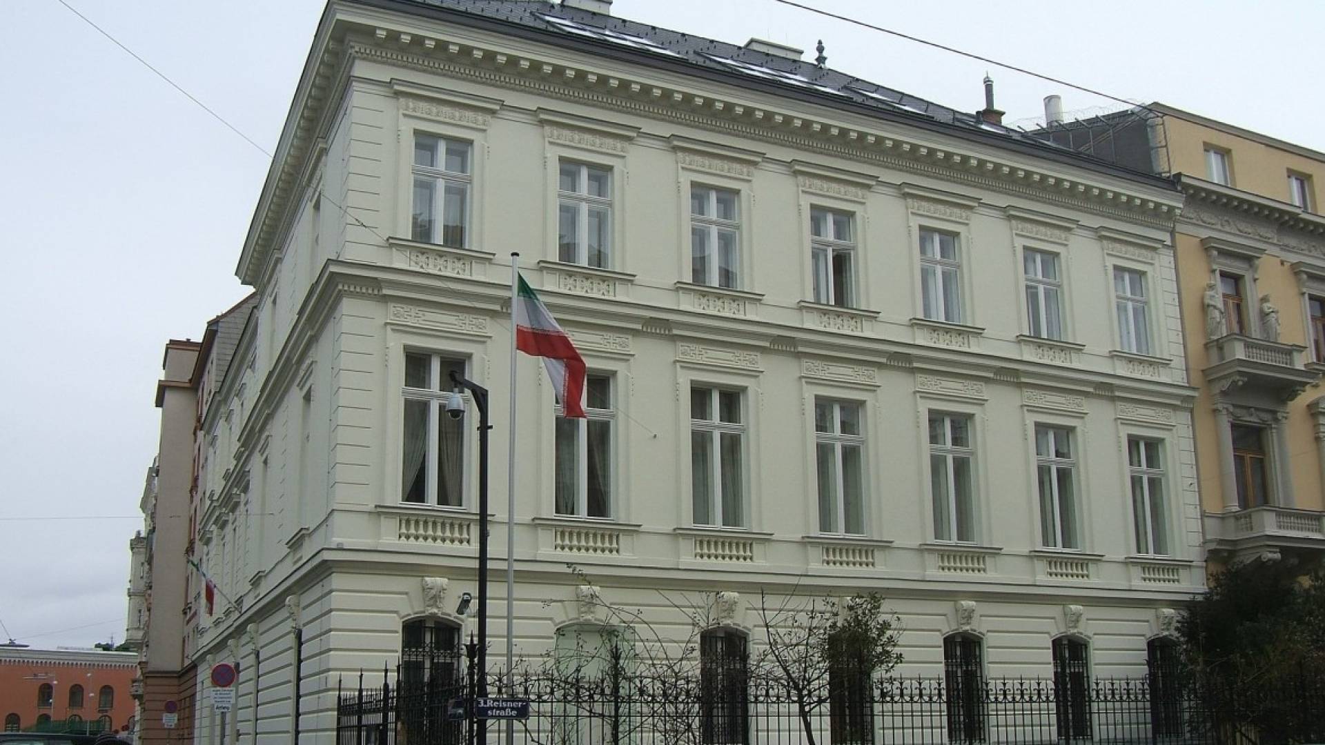 Image 1 from gallery