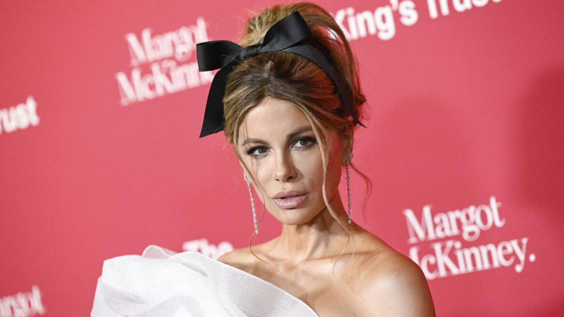 Image 1 from gallery