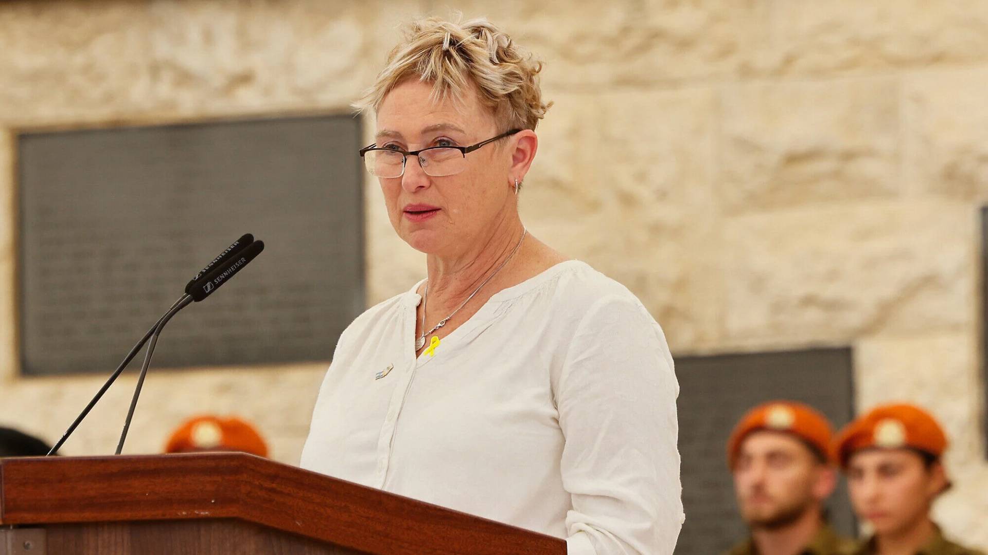 Image 1 from gallery