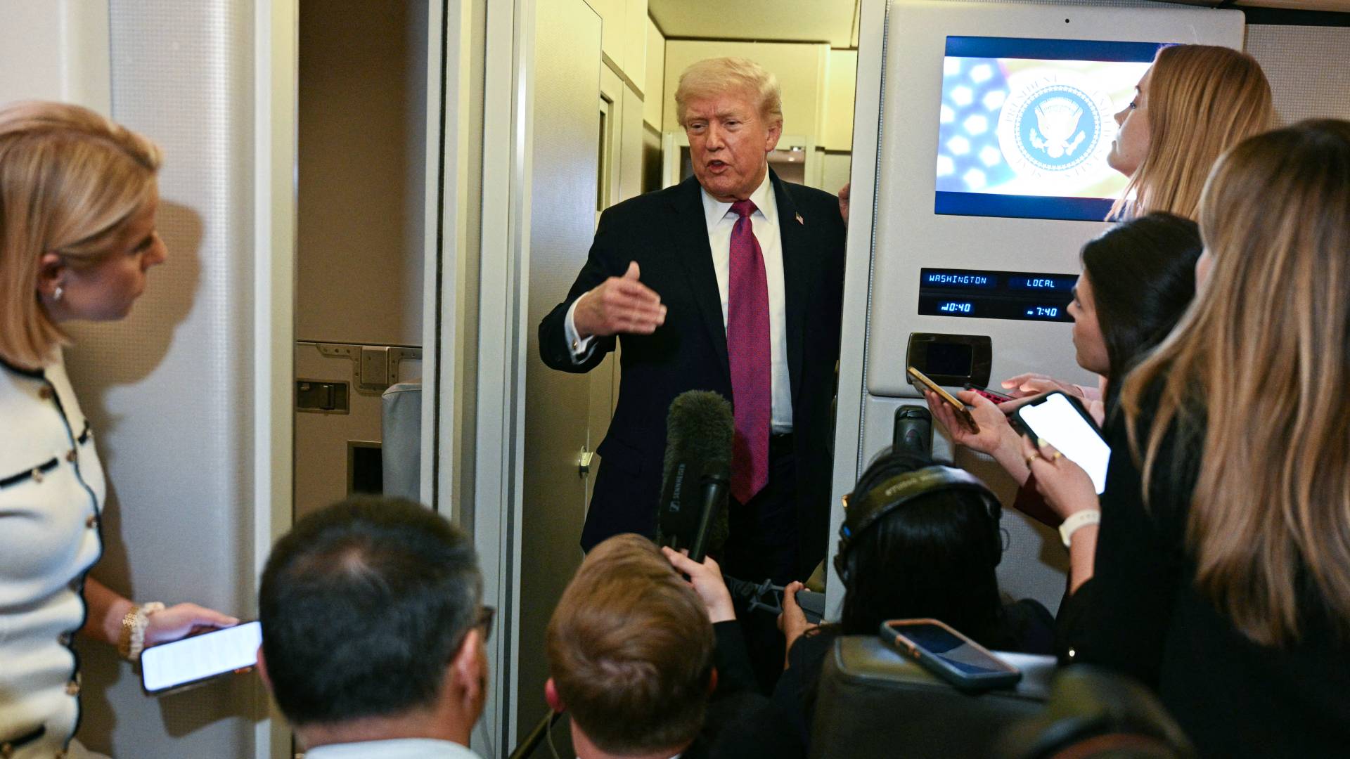 Image 1 from gallery