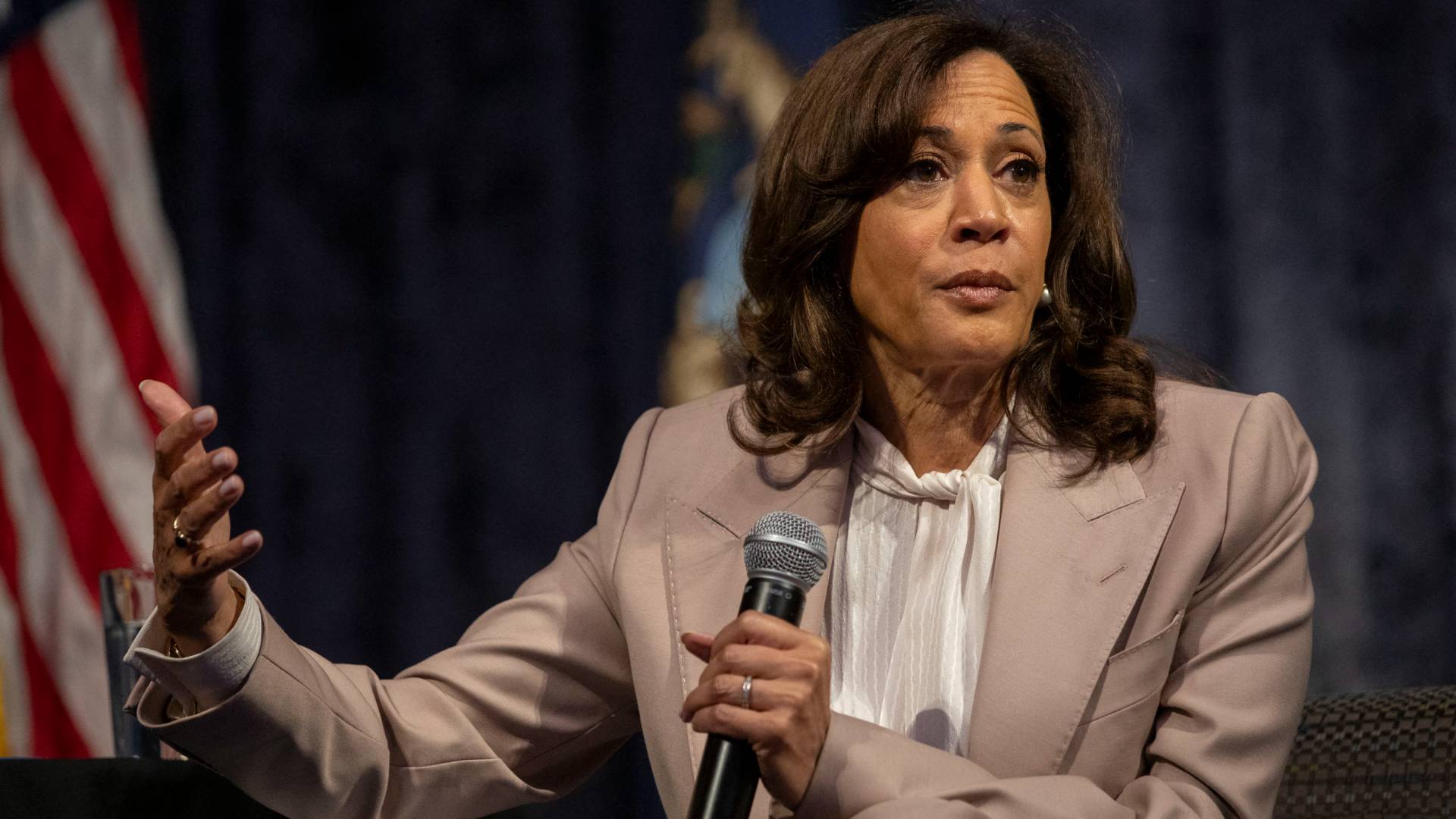 Image 1 from gallery