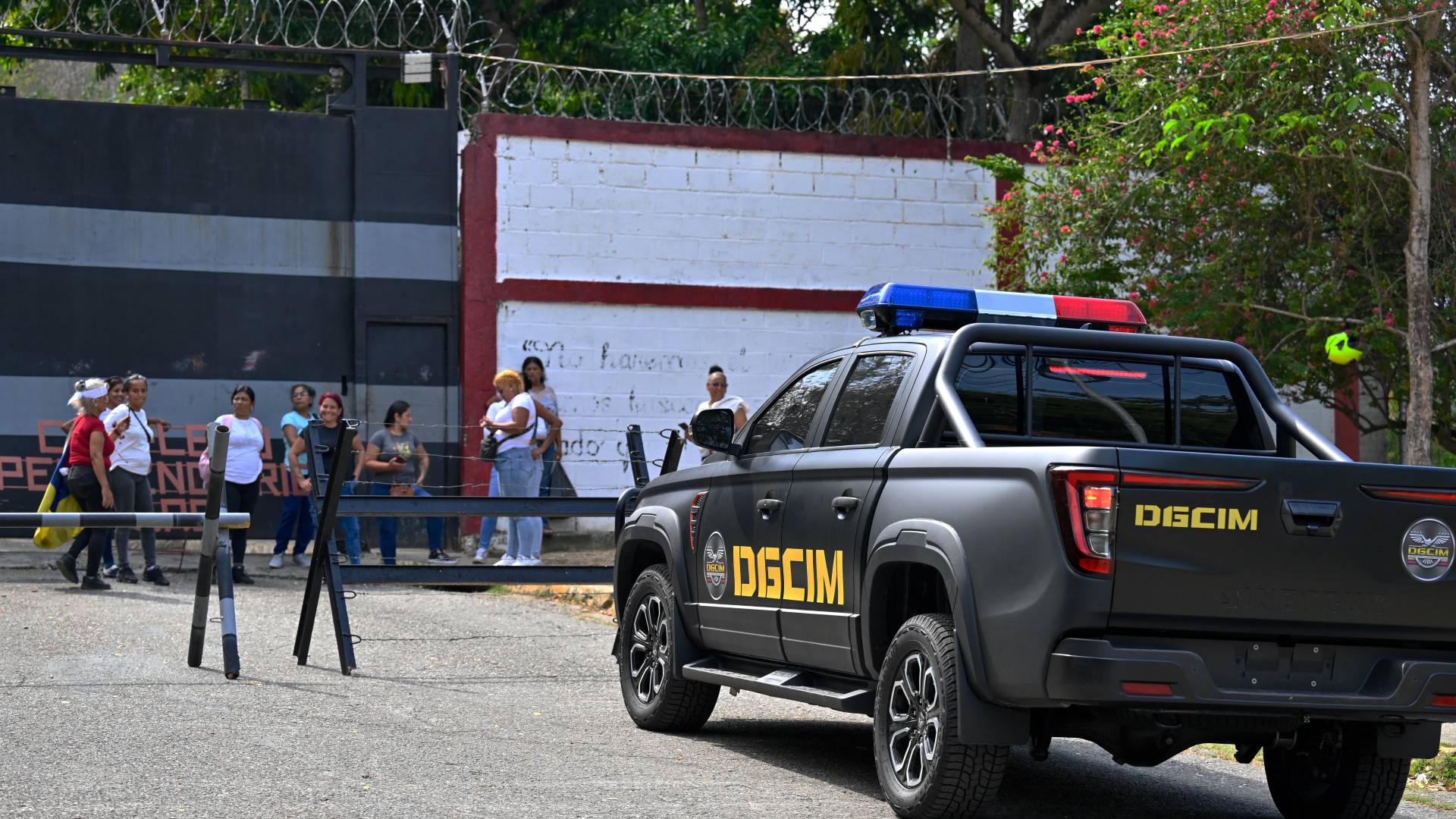 Image 1 from gallery