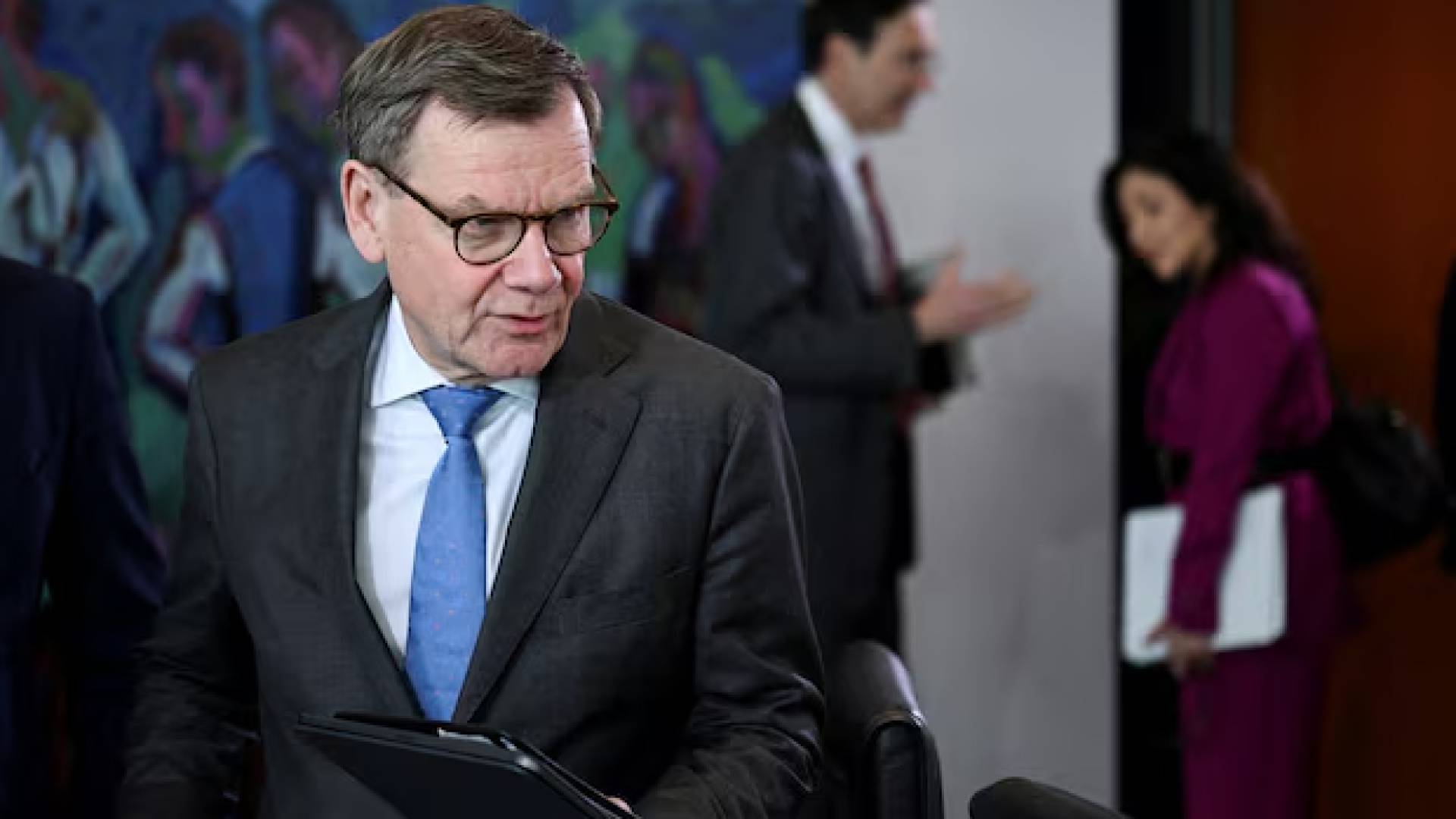 Image 1 from gallery