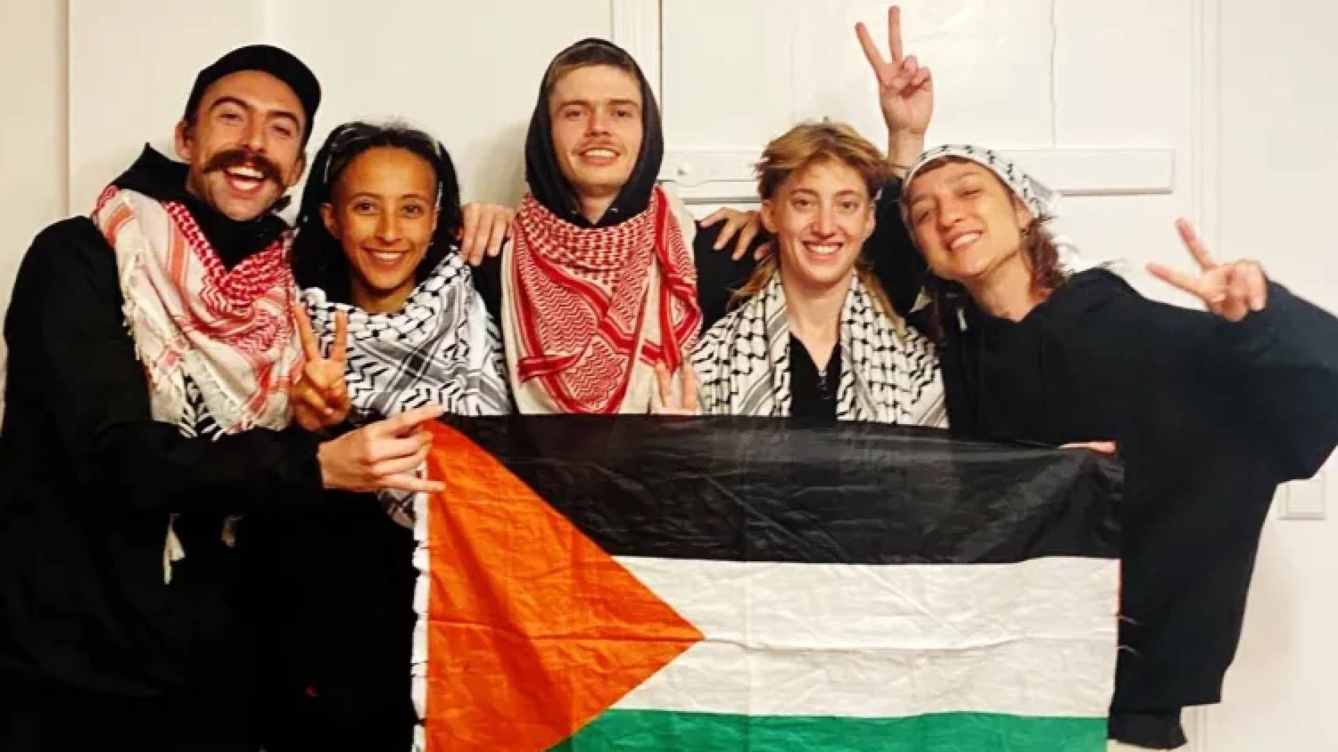 Image 1 from gallery