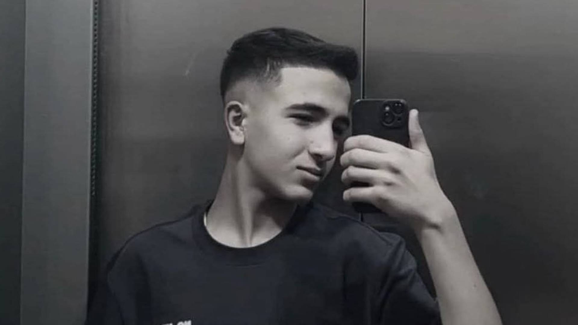 Image 1 from gallery