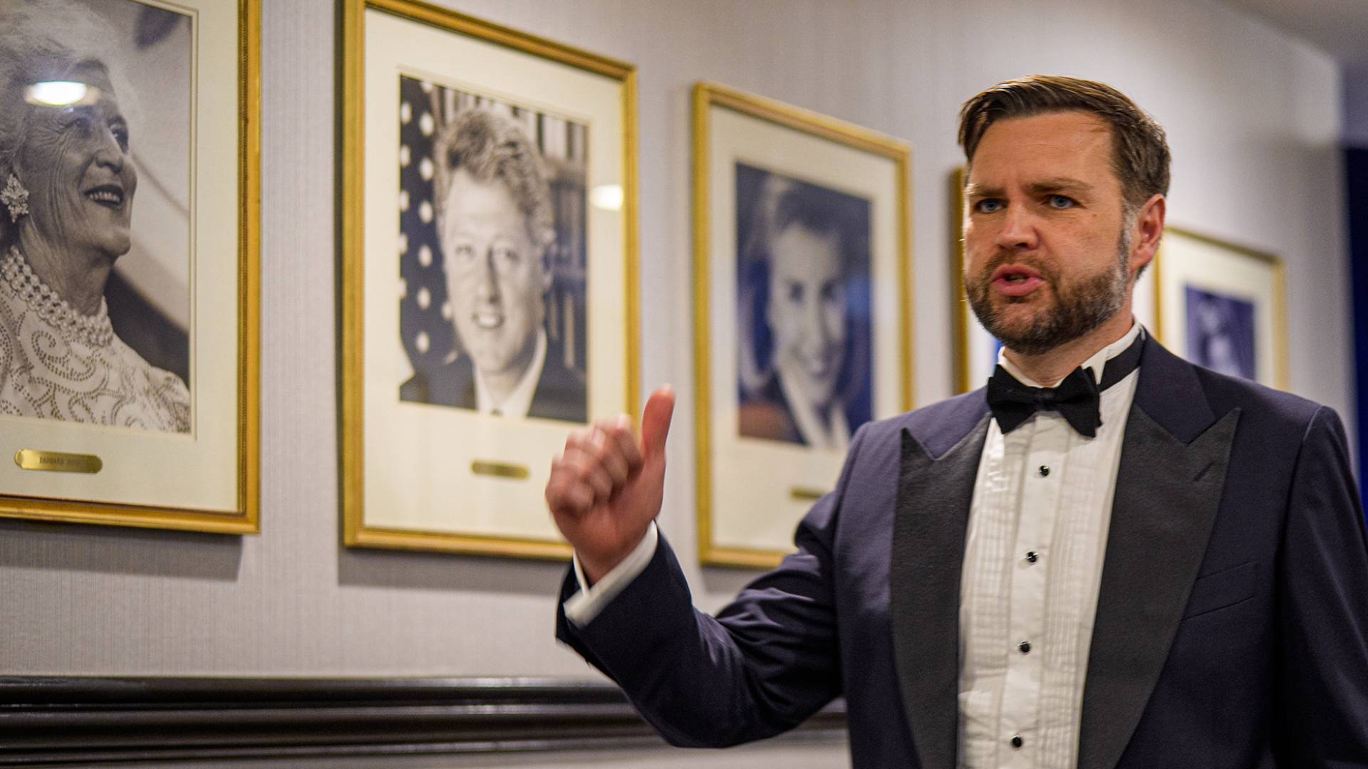 Image 1 from gallery