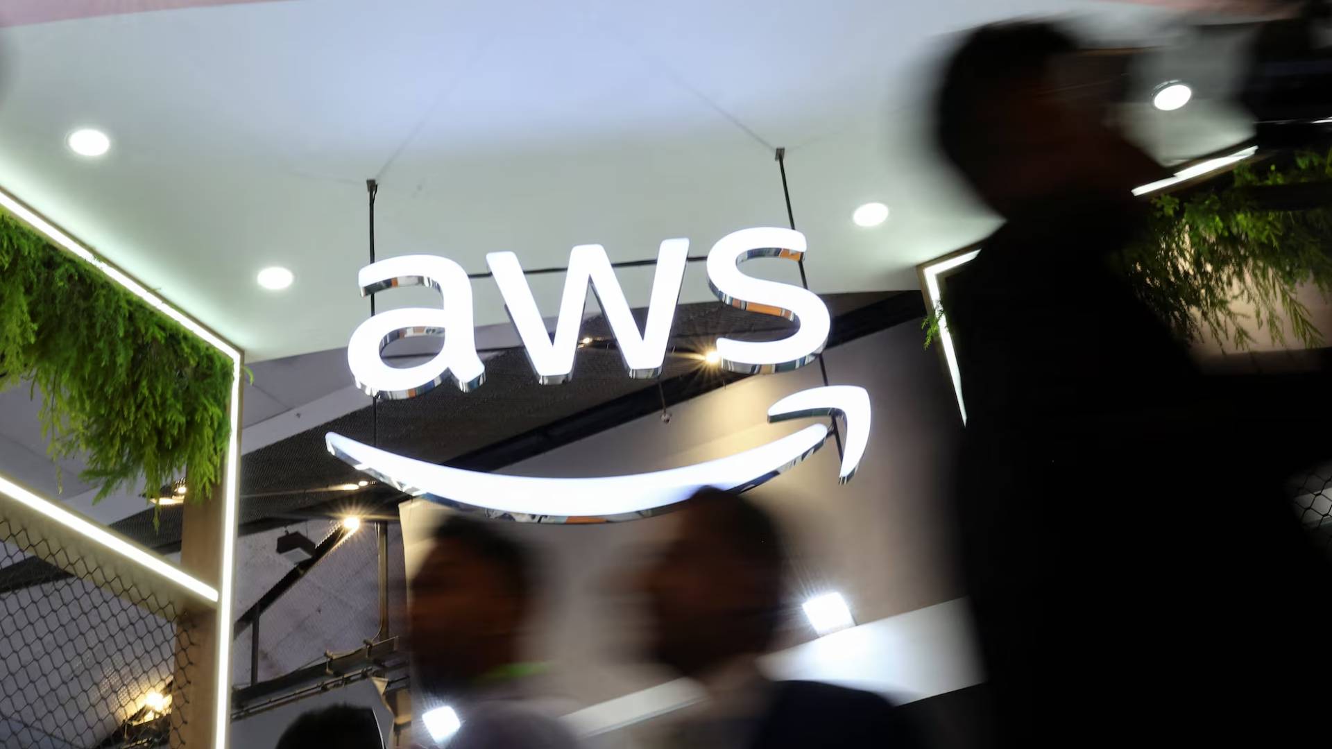 Image 1 from gallery