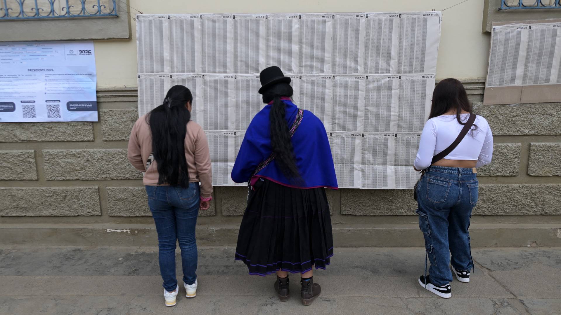 Colombia chooses president amid surge in guerrilla violence