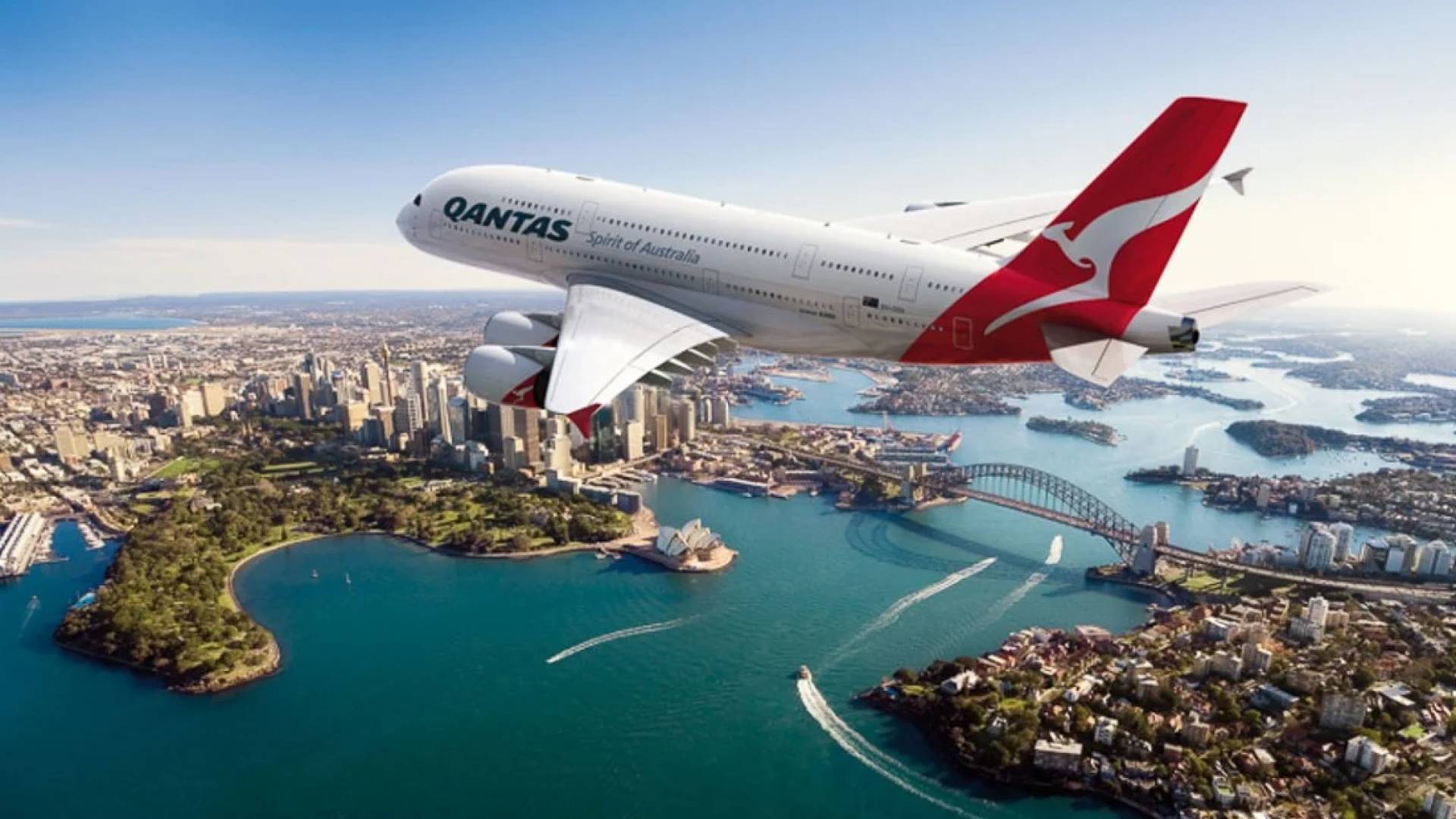 Australia lowers travel warning for Middle East