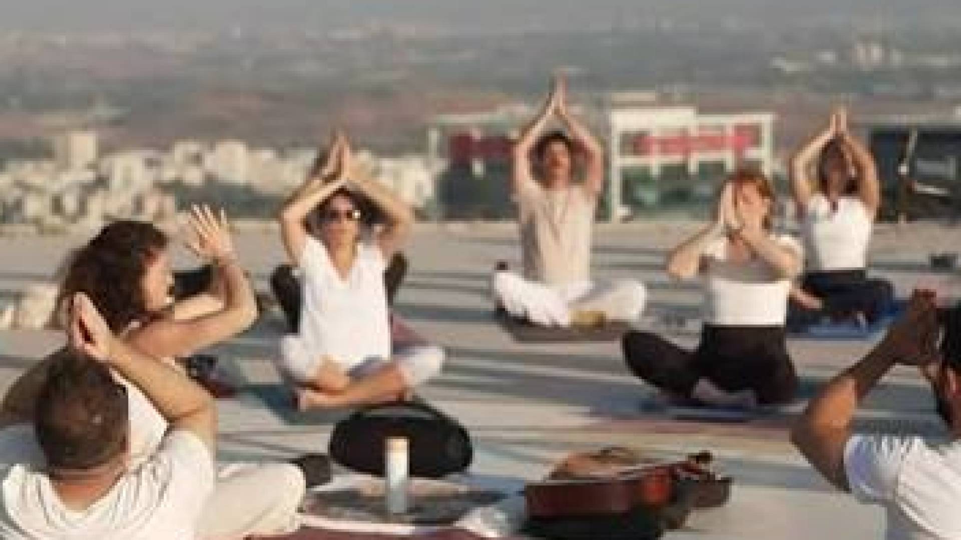 'Israeli' soldiers seek healing for "PTSD" through yoga: Hebrew media