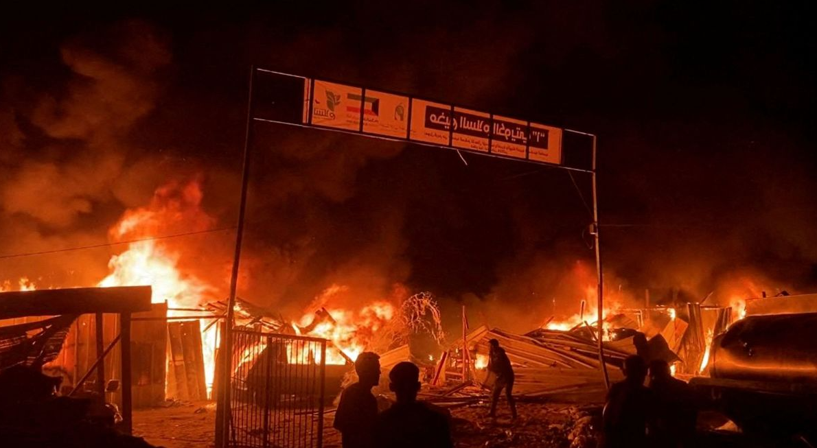 Mother, four children killed in 'Israeli' airstrike on Gaza