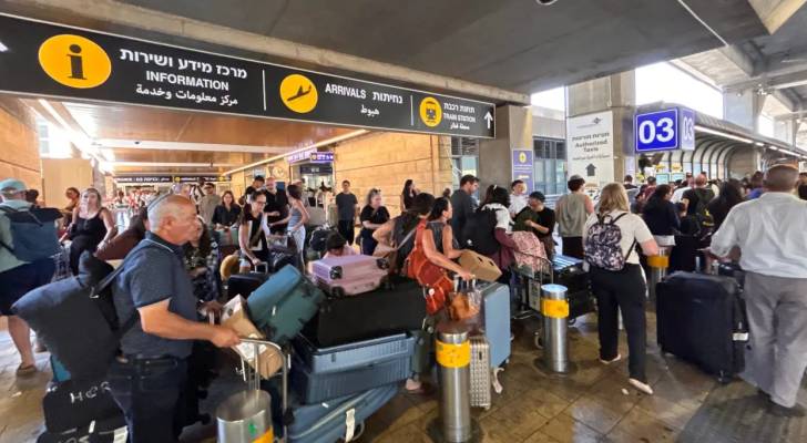 Six 'Israeli' draft evaders detained at Ben-Gurion Airport