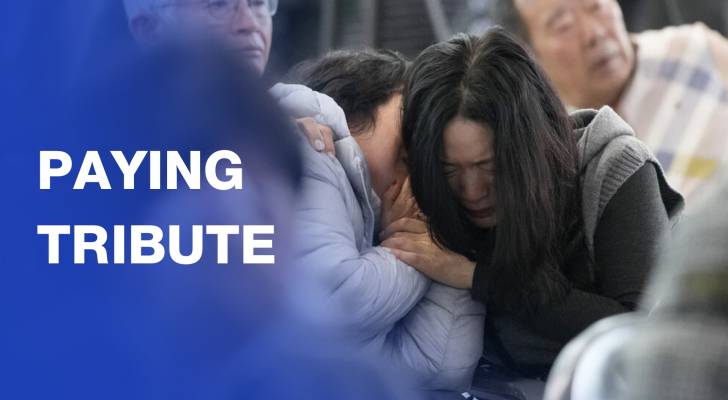 South Koreans pay tribute to victims of deadliest plane crash