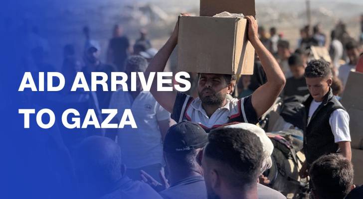 Thousands rush into new aid distribution centre in south Gaza