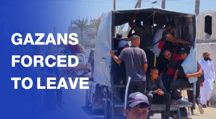 Palestinians carry their belongings and leave following warning from “Israeli” army