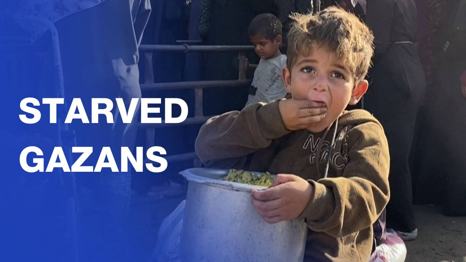 Starved Gazans line up to receive food at distribution centre