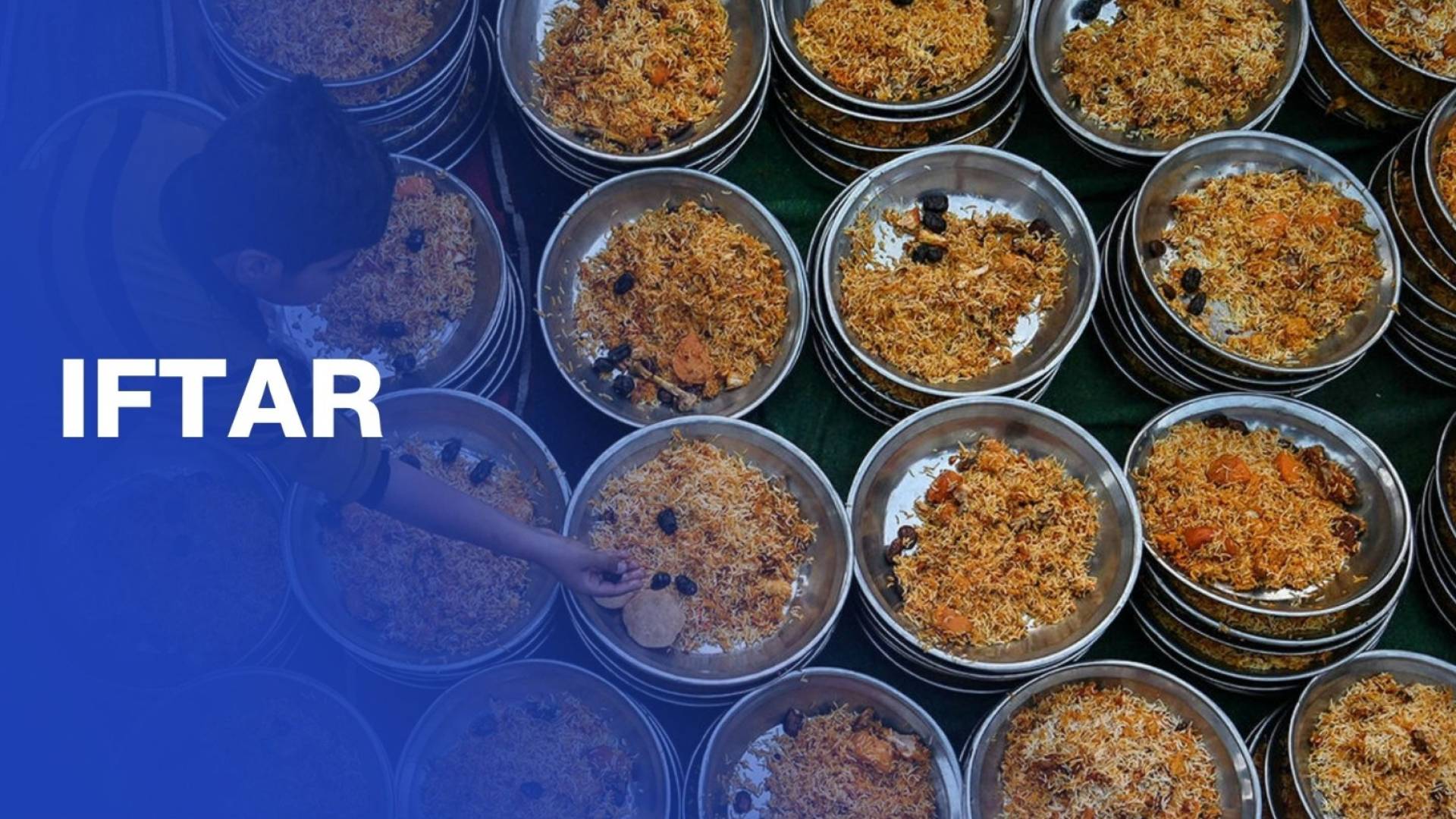 Pakistan provides free iftar meals for the poor