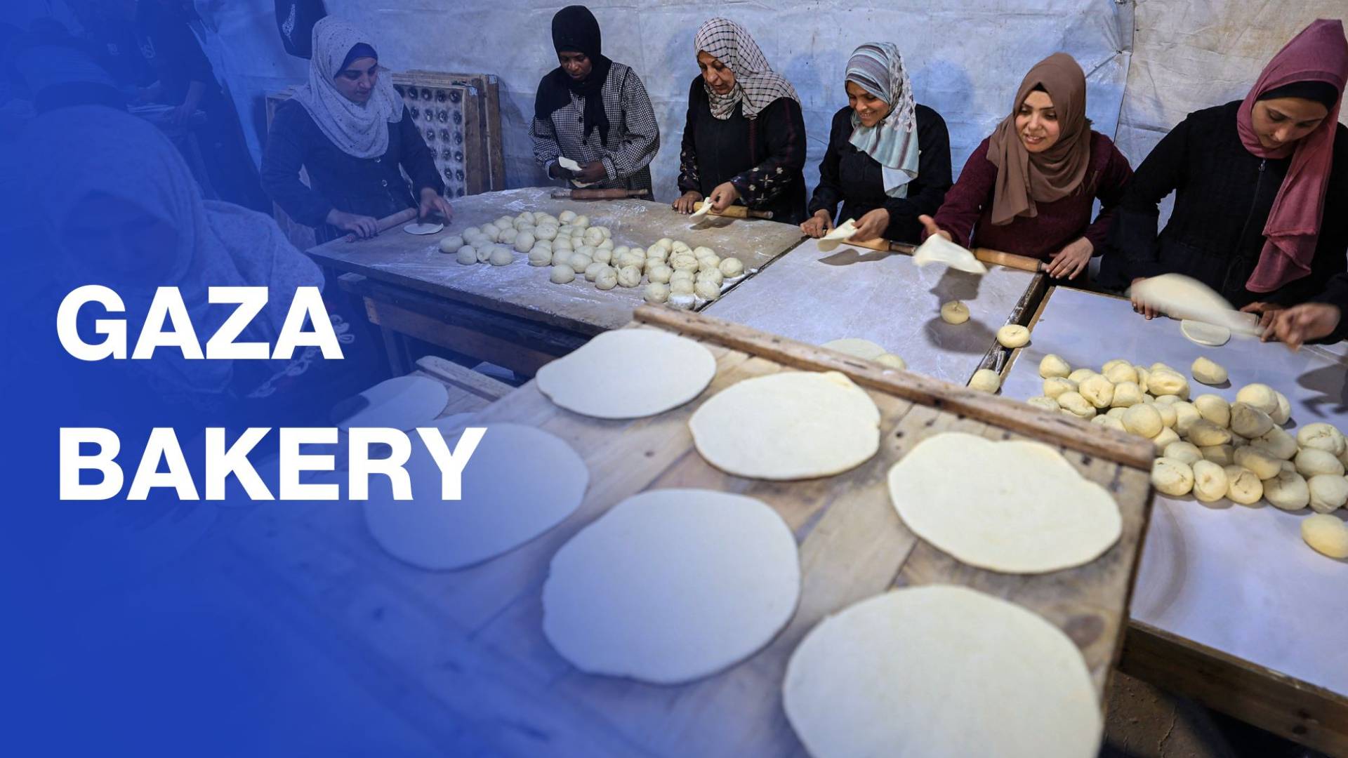 Gaza bakery makes bread for displaced people ahead of Ramadan iftar
