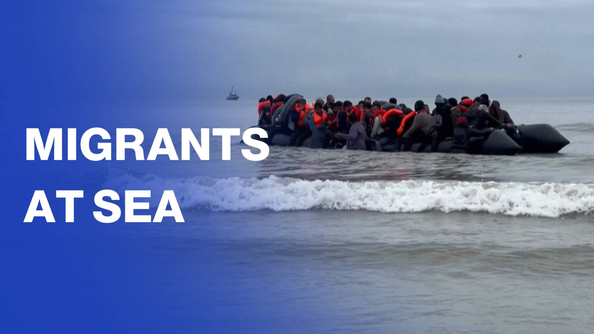 Migrants attempt English channel