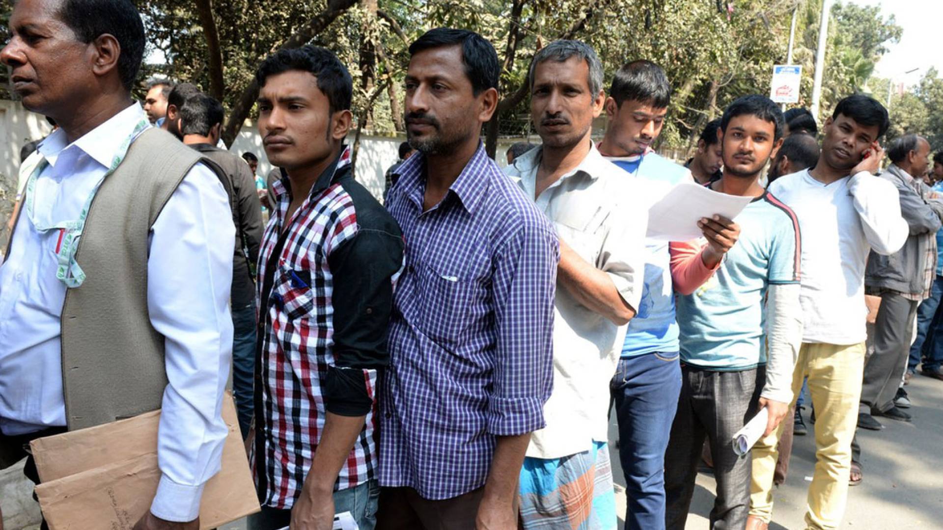 بنك في الهند يشترط حضور متوفاة لسحب رصيدها وشقيقها ينبش قبرها