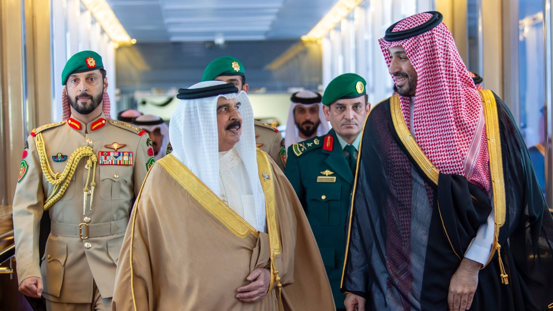 محمد بن سلمان يستقبل قادة دول مجلس التعاون في جدة قبيل القمة التشاورية