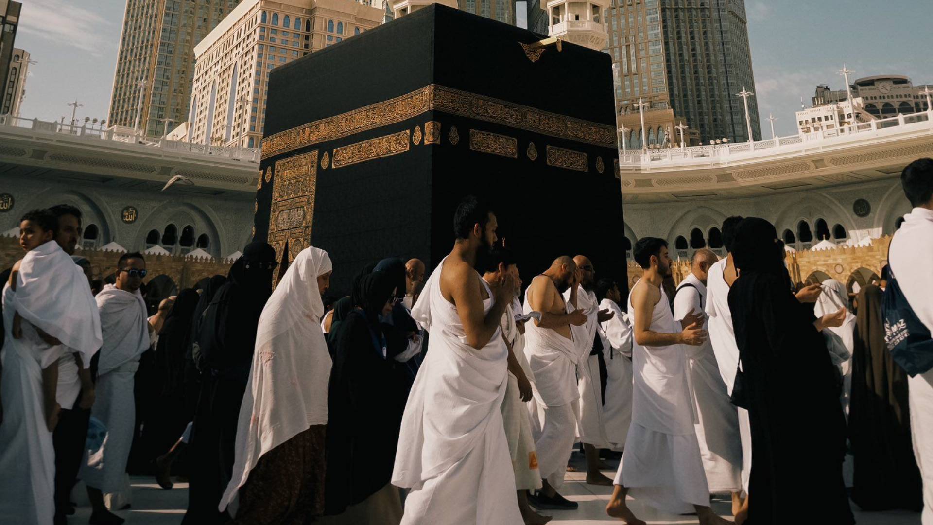 الأوقاف لـ"رؤيا" اكتمال الترتيبات وجاهزية قصوى .. خبير قانوني يوضح التبعات القانونية للحج دون تصريح رسمي