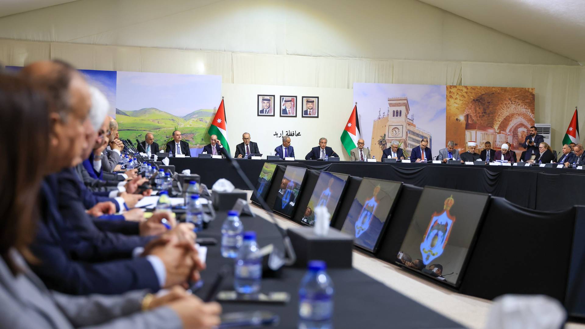 مجلس الوزراء يعقد جلسته الثانية في إربد لمتابعة الرؤية التنموية