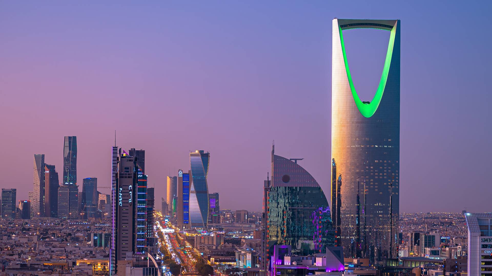 السعودية تحذر من التصعيد العسكري في الخليج وتدعو لدعم الوساطة الباكستانية