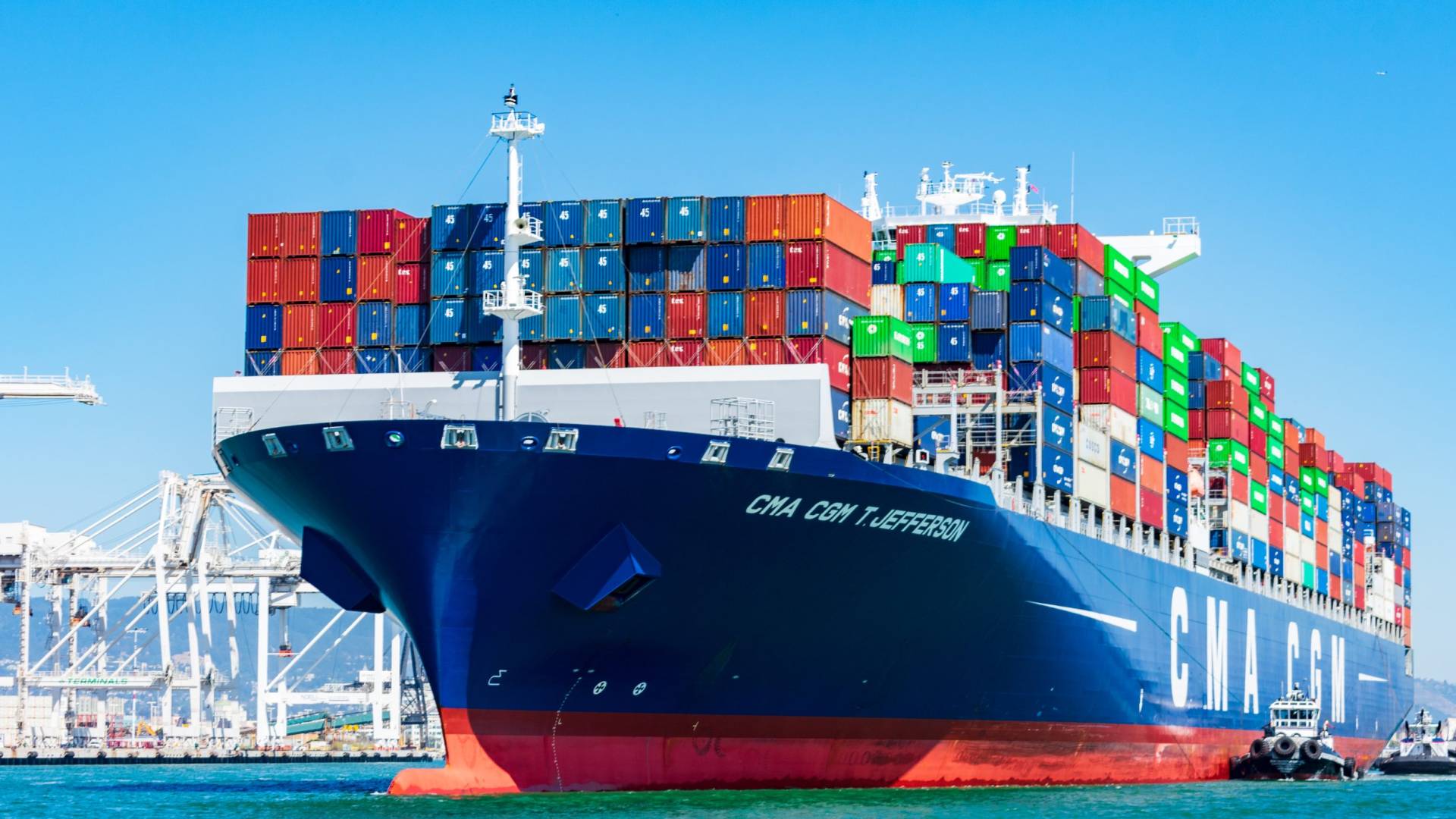 شركة CMA CGM الفرنسية تؤكد تعرض سفينة تابعة لها لهجوم في مضيق هرمز
