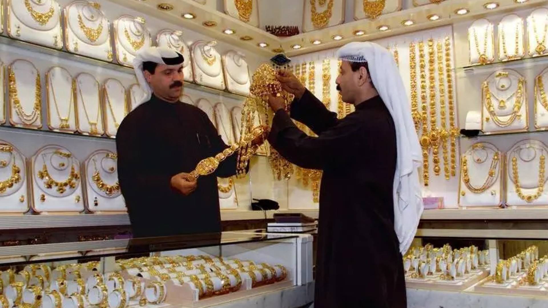 صعود أسعار الذهب في الكويت يوم الأربعاء تماشيا مع الارتفاع العالمي للأوقية
