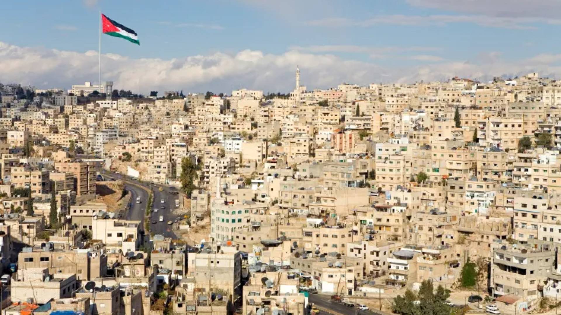 طقس العرب: ارتفاع تدريجي على الحرارة في الأردن بعد موجة باردة غير معتادة