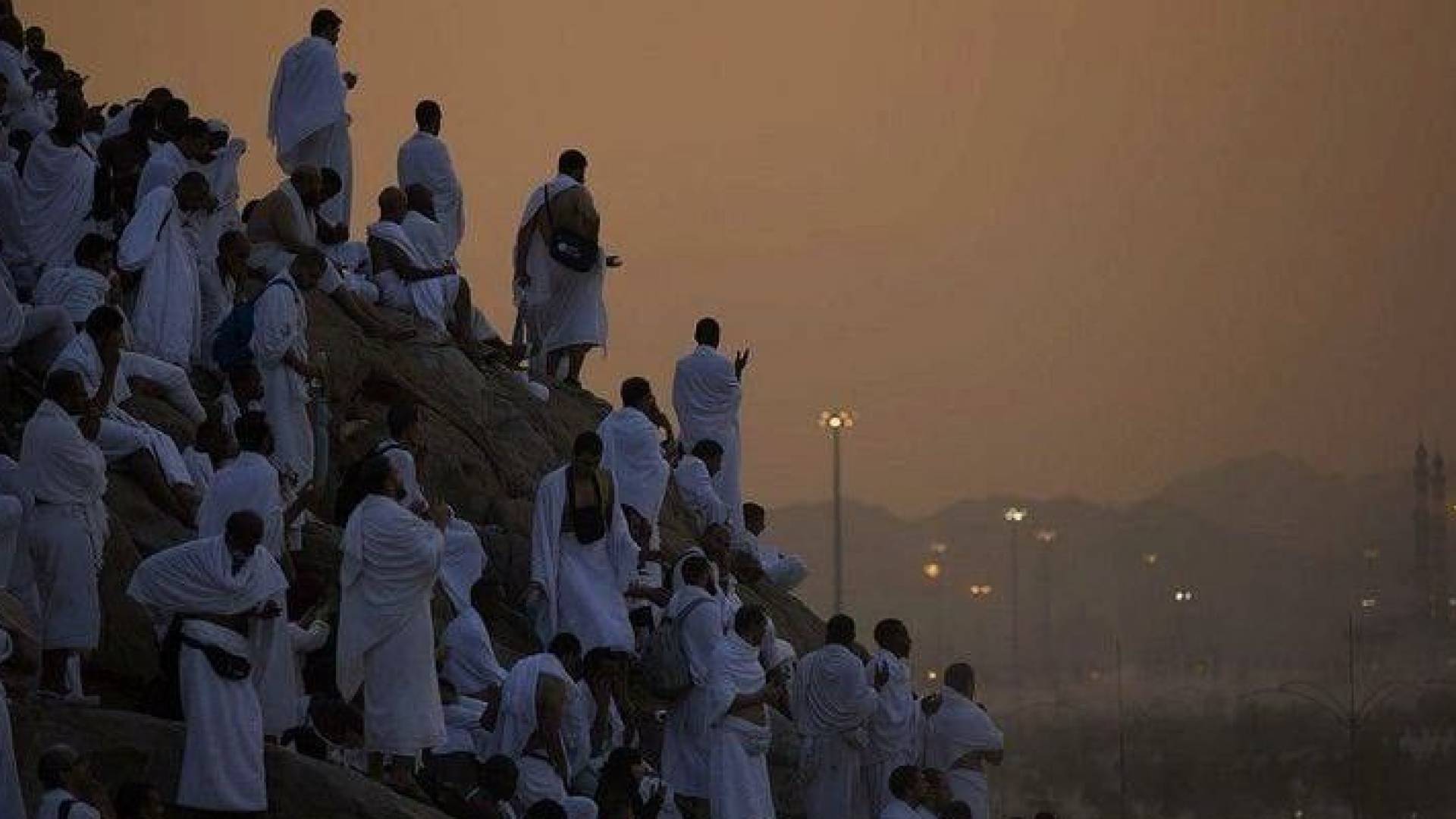 بيان مهم من "هيئة كبار العلماء" بشأن الحج دون تصريح