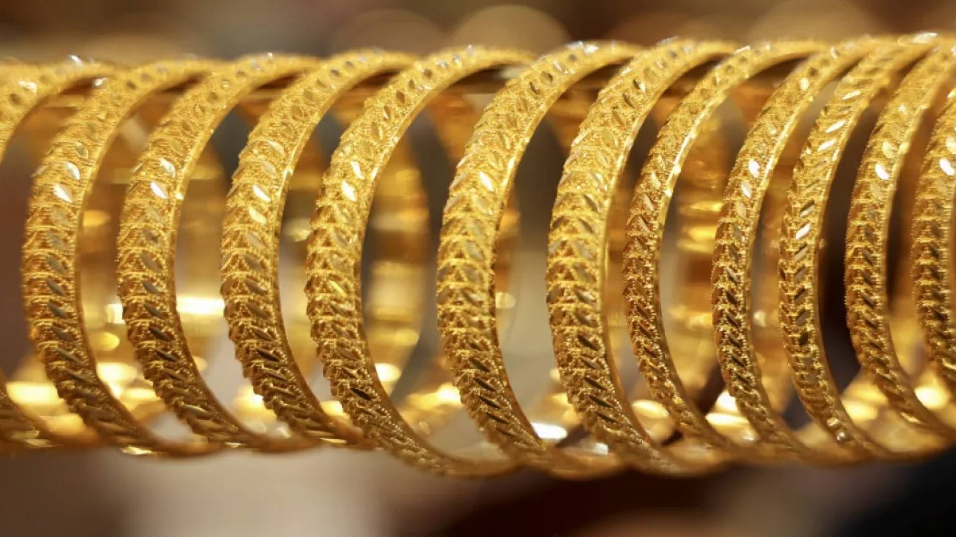 تعرف على أسعار الذهب والليرات الرشادي والإنجليزي في الأردن اليوم الخميس