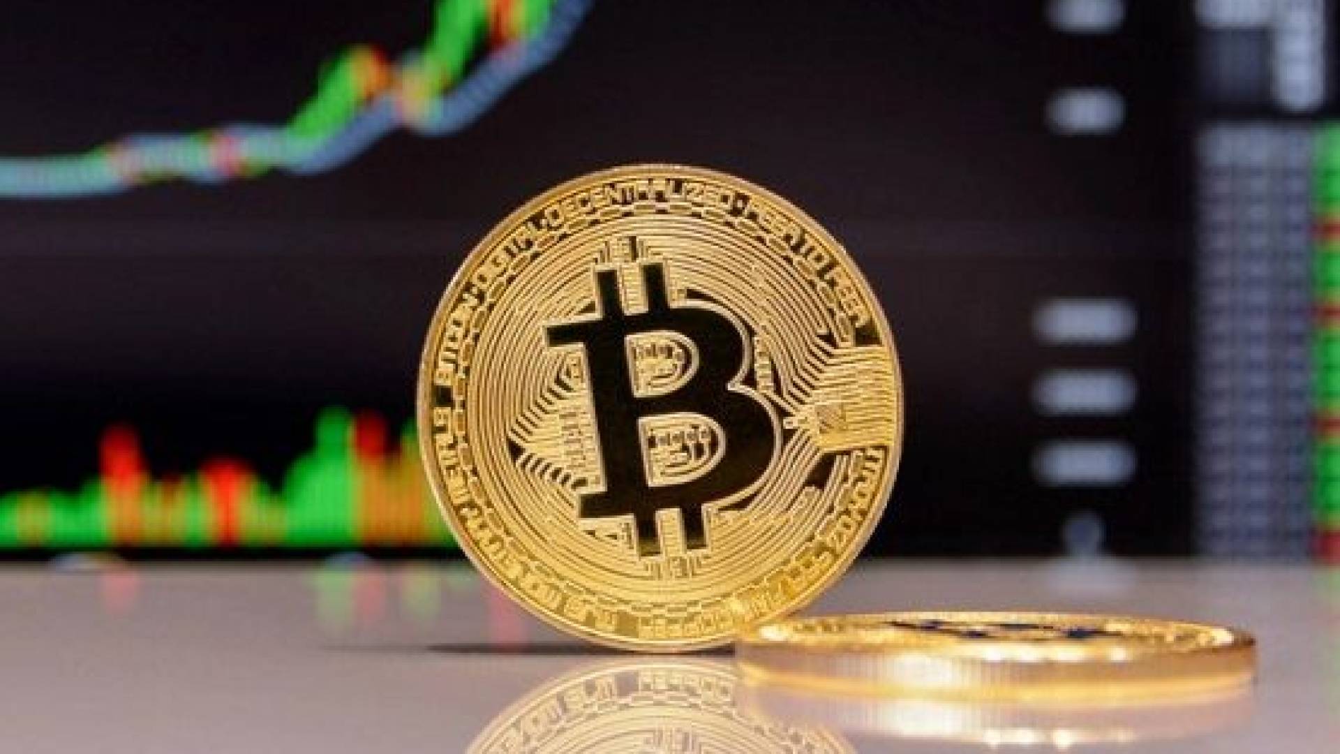 هبوط مفاجئ للبيتكوين دون مستوى 80 ألف دولار بعد خسارة أكثر من 2%