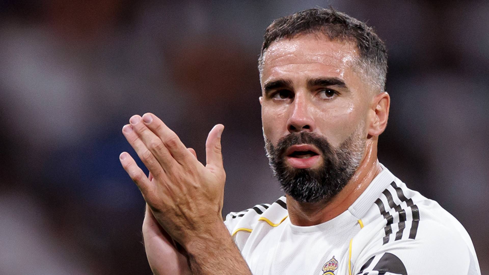 بعد 23 عاما و27 لقبا.. ريال مدريد يعلن رحيل أسطورته داني كارفاخال نهاية الموسم
