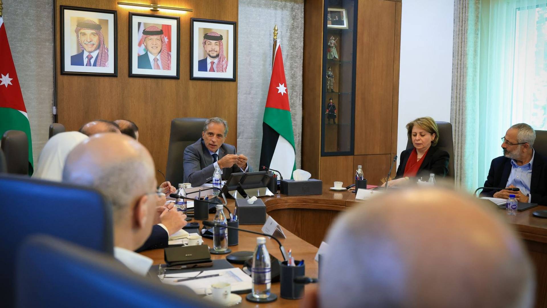 مجلس أمناء الأكاديمية الأردنية للإدارة الحكومية يعقد اجتماعه الثاني برئاسة رئيس الوزراء