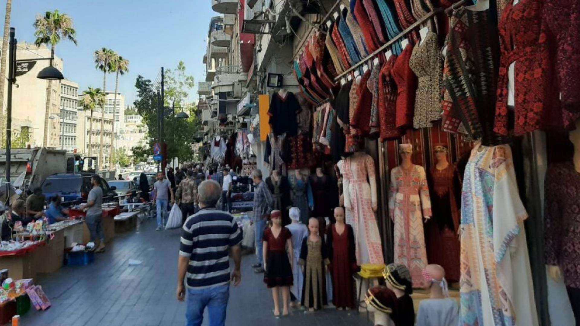 علان لـ"رؤيا: نشاط تجاري ملحوظ قبيل العيد.. ونطالب بتخفيض ضريبة المبيعات إلى 8%