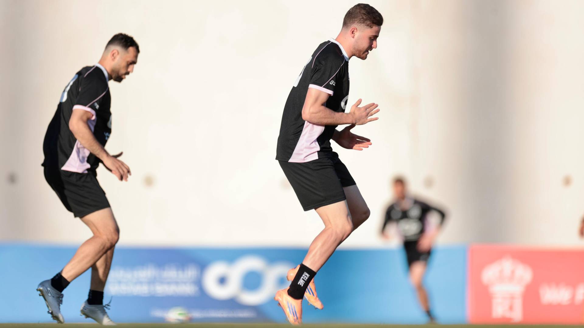 استبعاد الحارس أحمد الجعيدي واللاعب أحمد العساف من قائمة منتخب النشامى المشاركة بمونديال 2026 