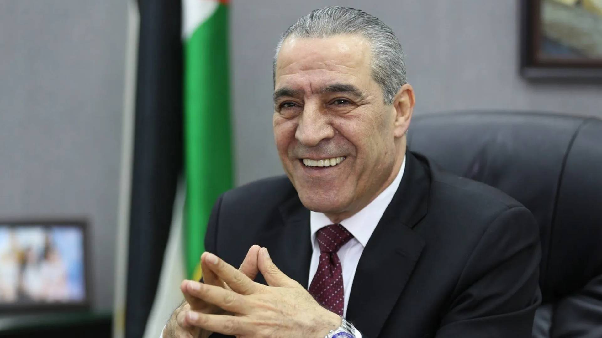 اللجنة المركزية لحركة فتح تنتخب حسين الشيخ نائبا لرئيس الحركة