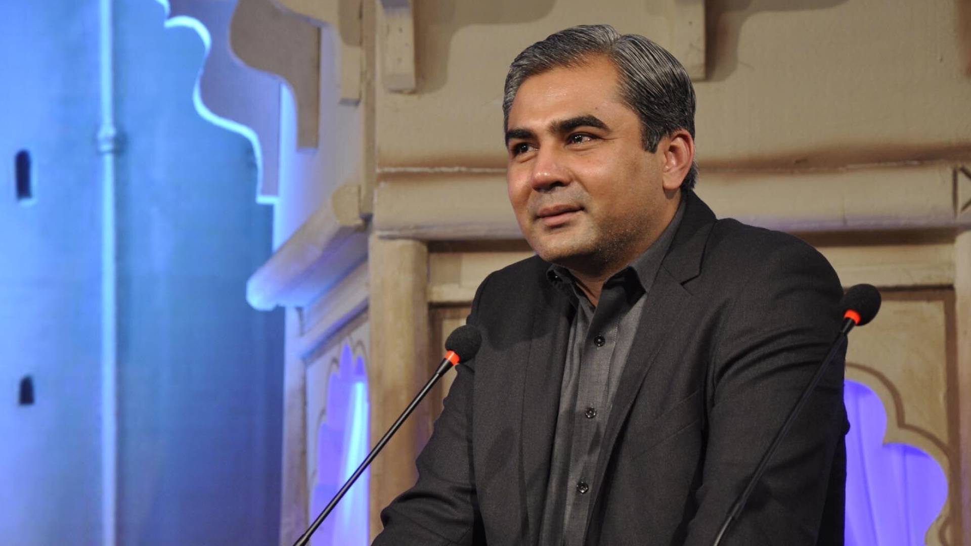 إعلام إيراني: وزير الداخلية الباكستاني ينقل رسالة من قائد الجيش "عاصم منير" للمرشد الإيراني