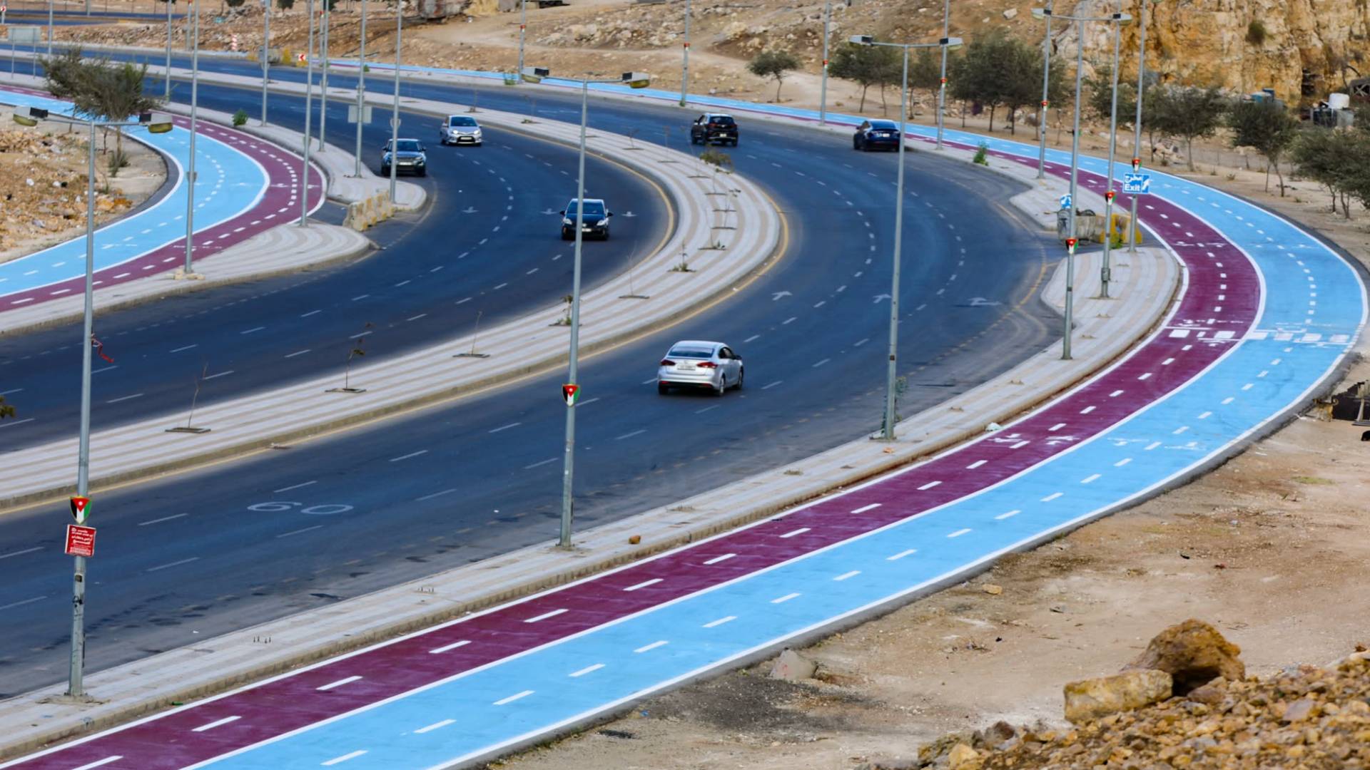 "أمانة عمان" تجري دراسة لقياس الأثر الاجتماعي لممشى المشي والدراجات