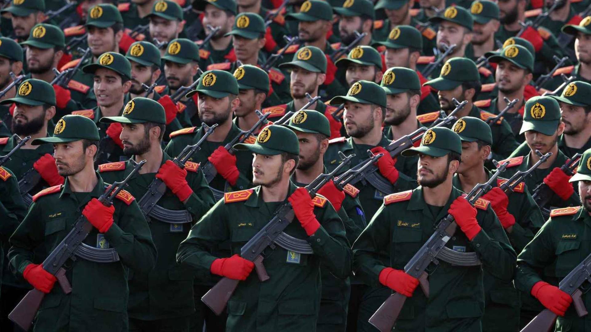 الحرس الثوري: الاحتلال الصهيوني استهدف أراضينا بصواريخ باليستية