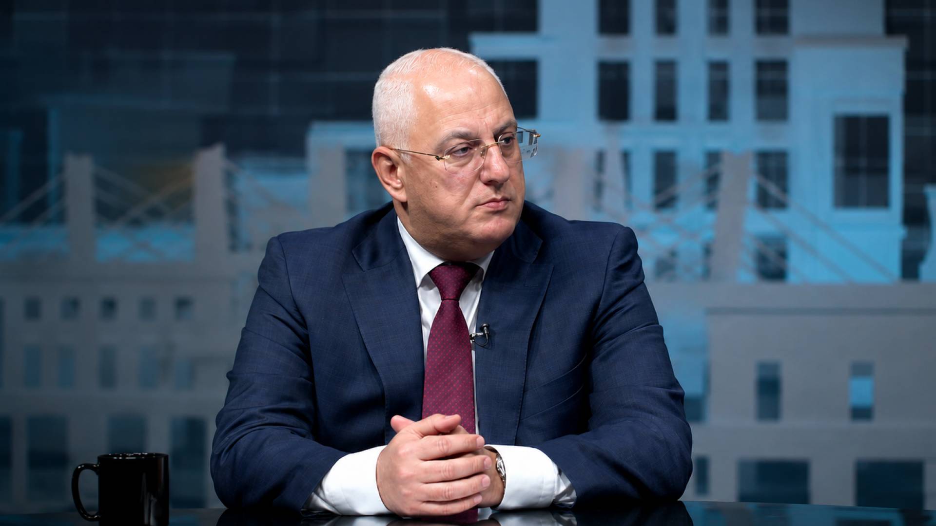 في "نبض البلد".. زيادة الرواتب تكلف الخزينة ربع مليار دينار وخطة حكومية لخفض نفقات الوزارات 15%