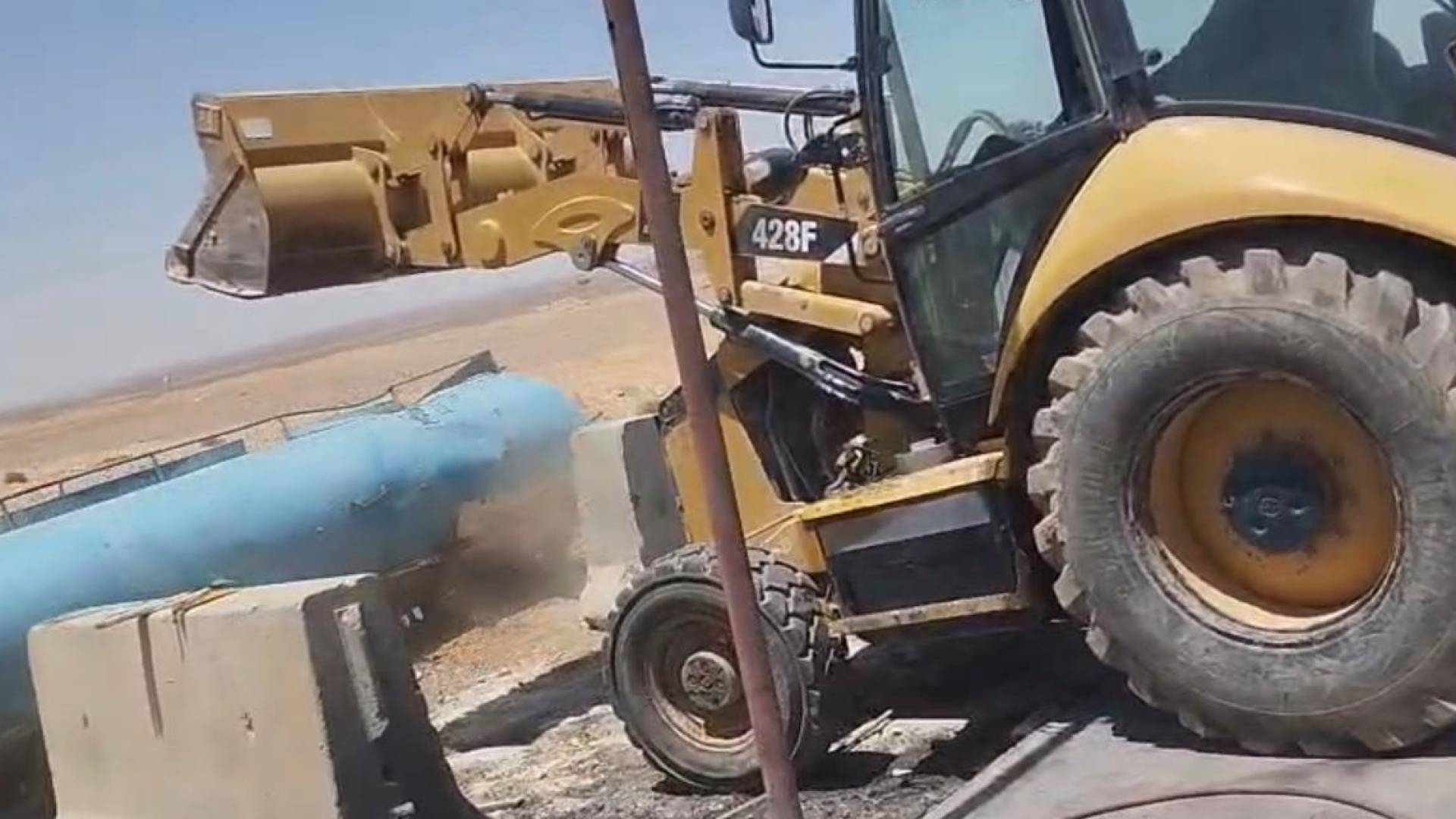 وزارة المياه: نواصل حملاتنا لضبط الاعتداءات على المياه في الطريق الصحراوي