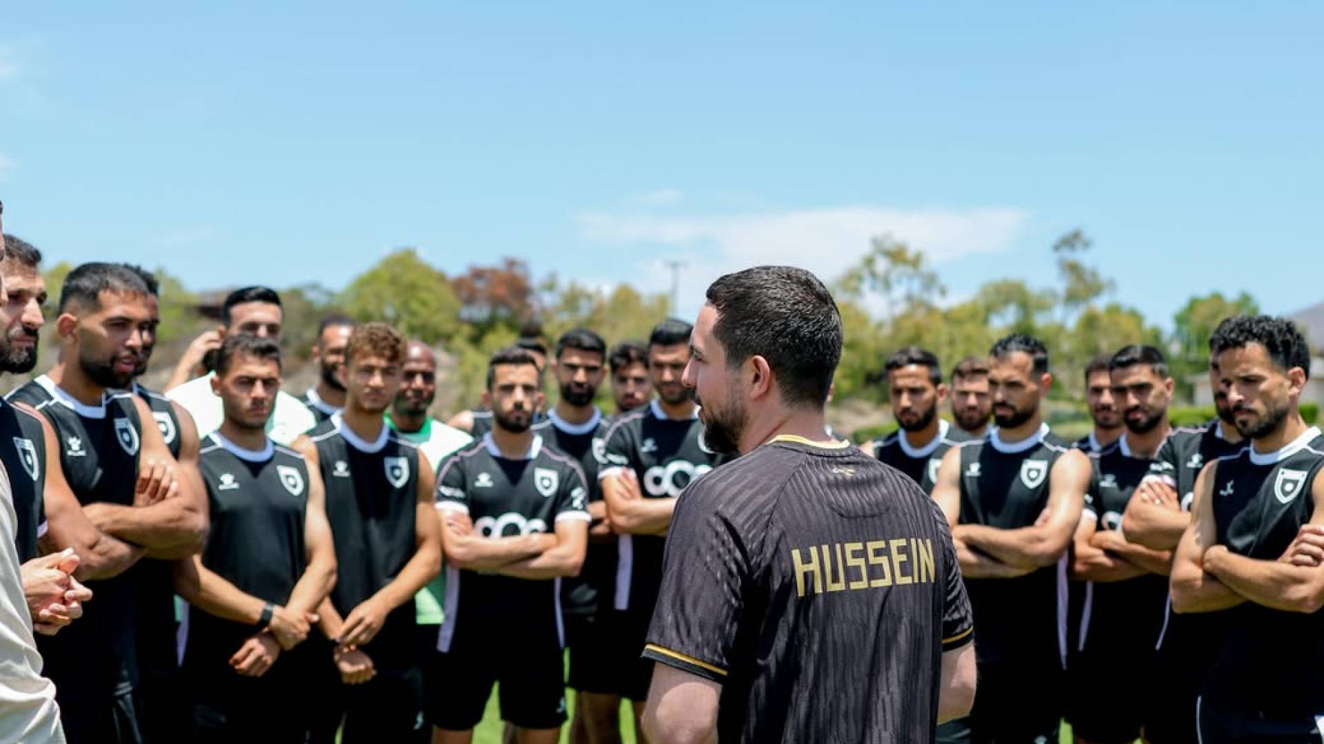 أول تعليق من سمو ولي العهد بعد زيارة معسكر النشامى قبيل مونديال 2026