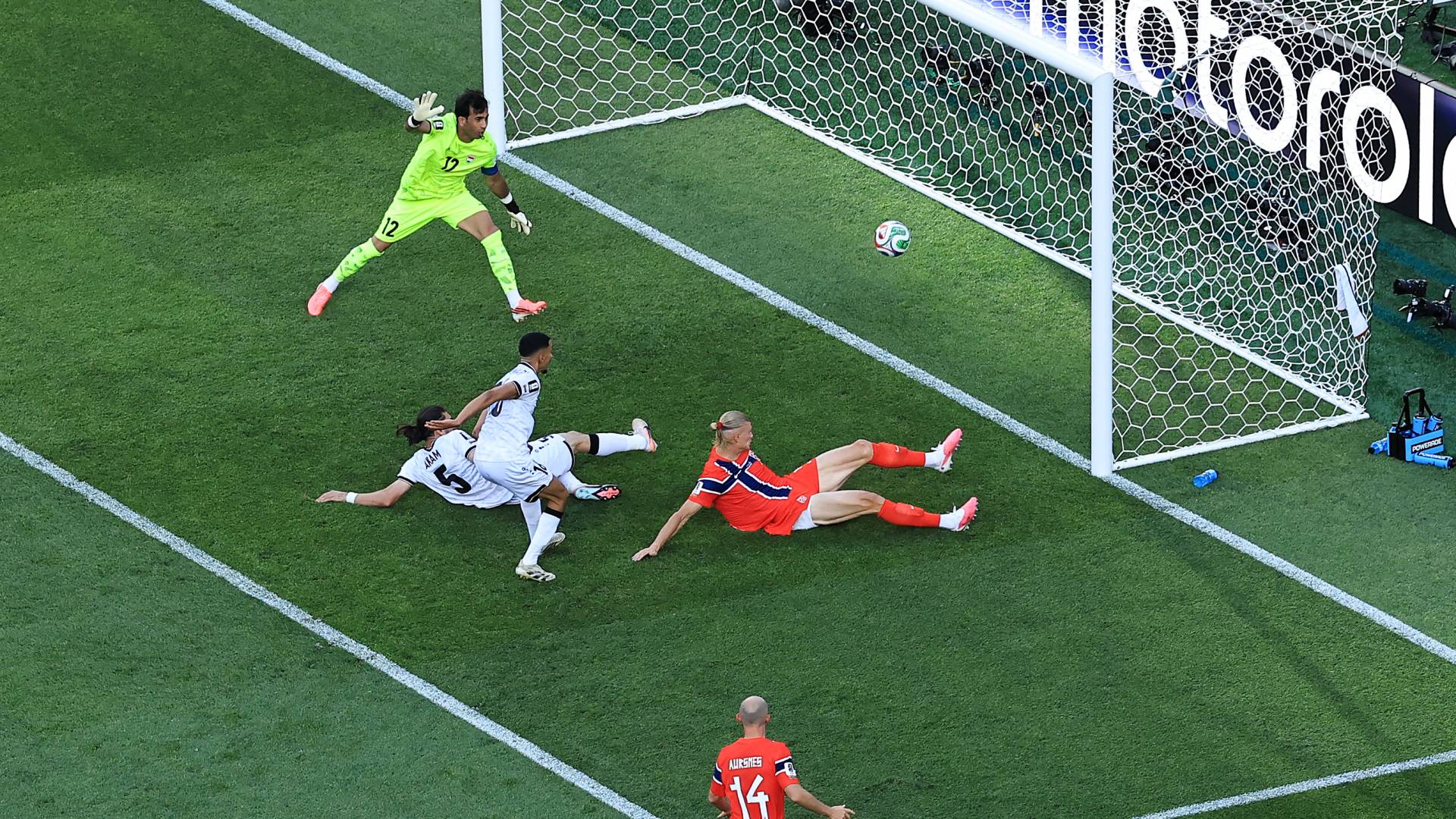 النرويج تكتسح العراق برباعية في افتتاح مشوارها المونديالي 2026